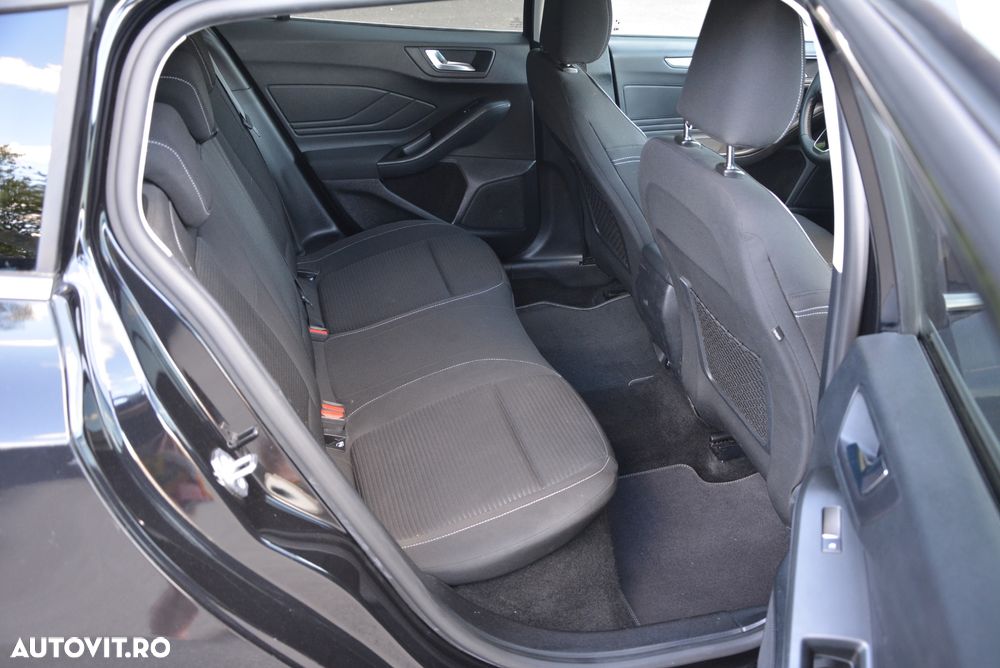 Ford Focus 1.0 EcoBoost Hybrid TITANIUM X - 12
