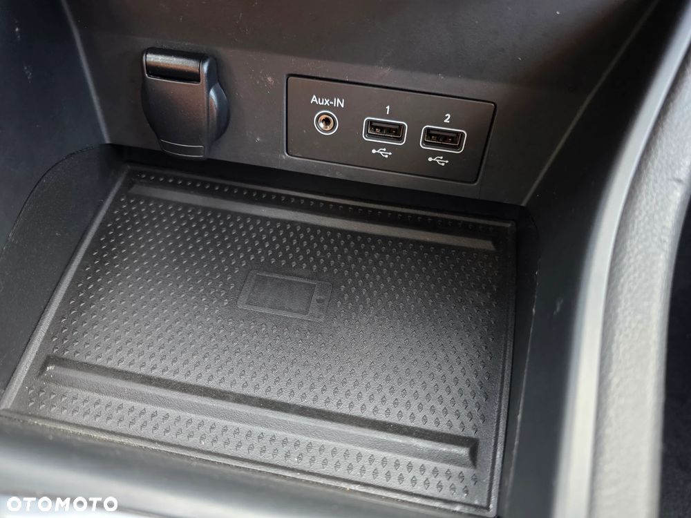 Renault Captur E-TECH 160 TECHNO - 30