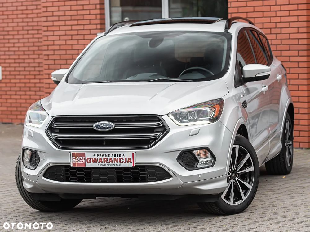 Ford Kuga 1.5 EcoBoost 2x4 ST-Line - 2
