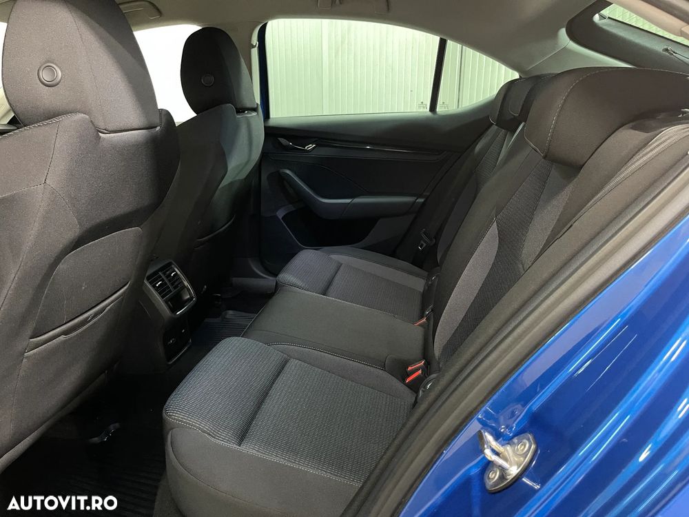 Skoda Octavia 2.0 TDI Ambition - 12