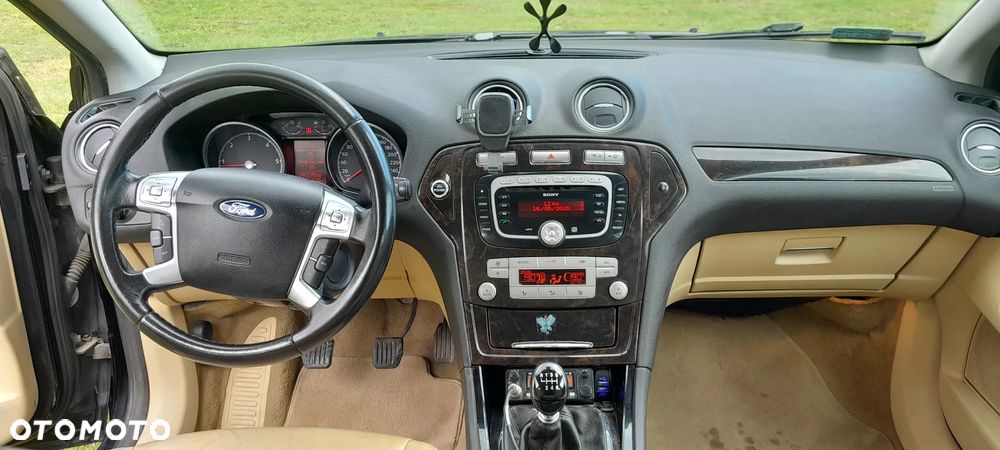 Ford Mondeo 2.0 TDCi Ghia - 5
