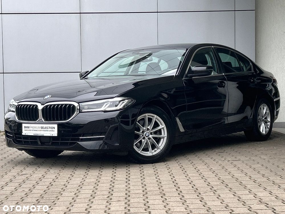 BMW Seria 5 520d xDrive MHEV - 2