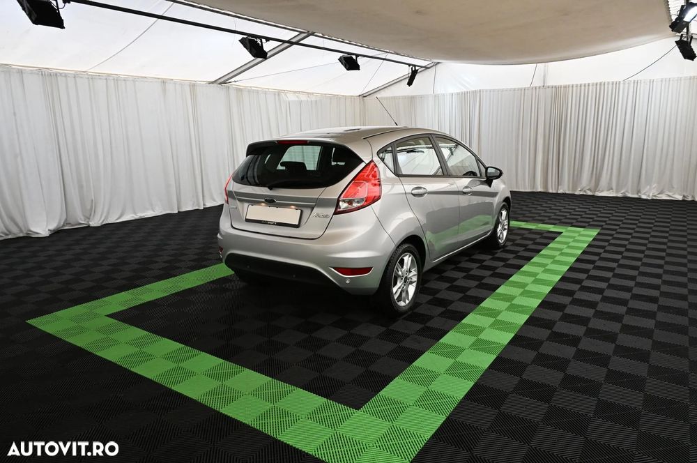 Ford Fiesta 1.0 EcoBoost Powershift Titanium - 4