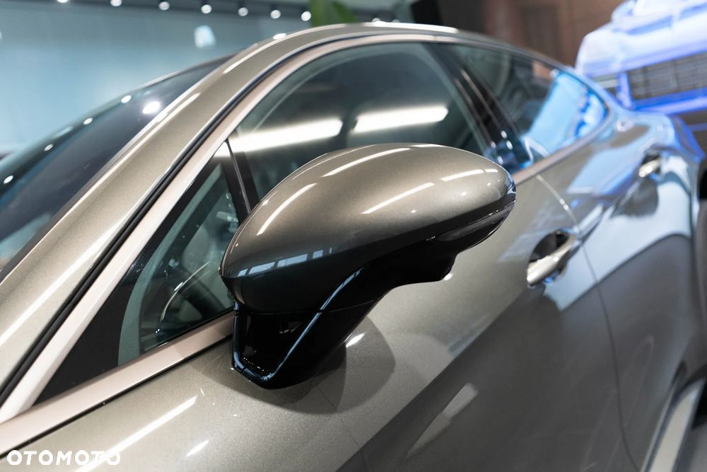 Porsche Panamera Turbo S E-Hybrid PHEV - 35