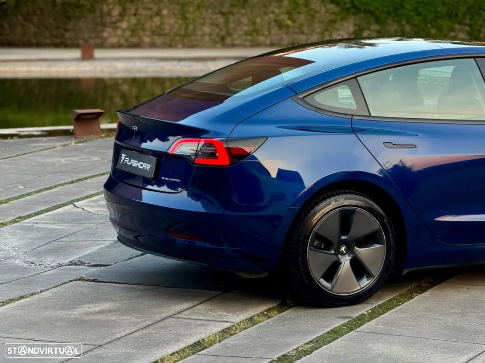 Tesla Model 3 - 31