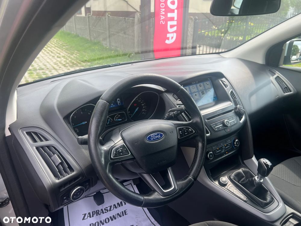 Ford Focus 1.5 TDCi SYNC Edition - 11