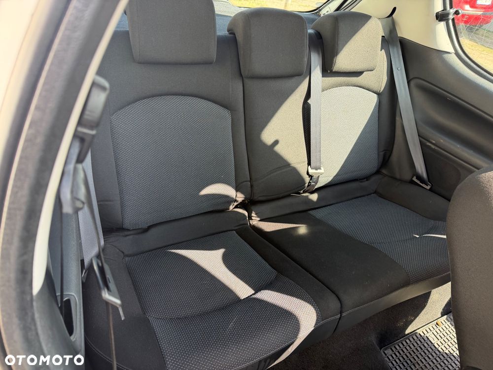 Peugeot 206 plus 75 - 15