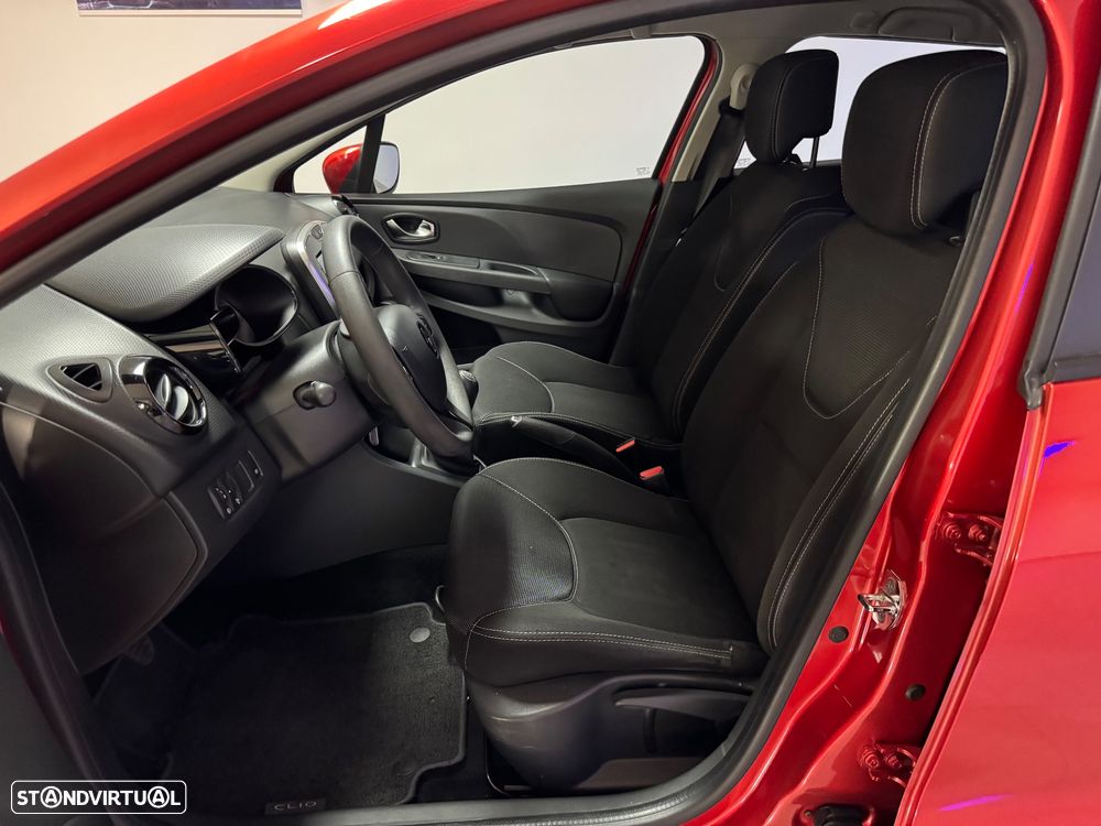 Renault Clio Sport Tourer 1.5 dCi Dynamique S - 17