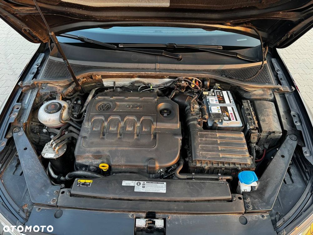 Volkswagen Passat 2.0 TDI BMT 4Mot Highline DSG - 17