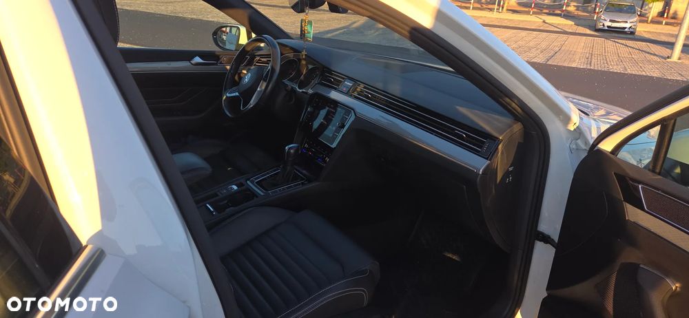 Volkswagen Passat - 6