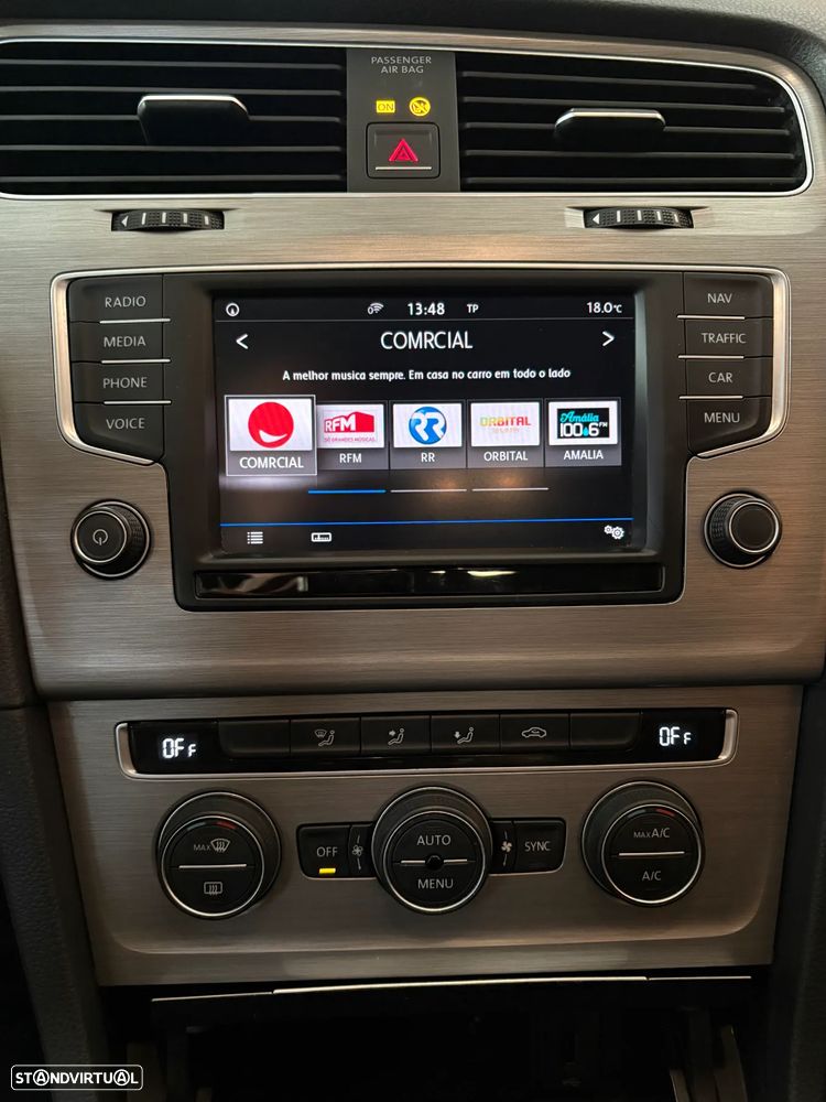 VW Golf Variant 1.6 TDi BlueMotion Confortline - 16