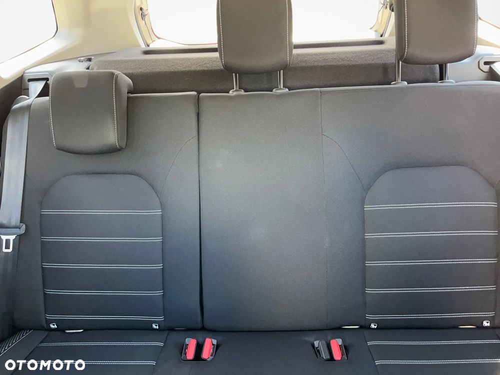 Dacia Duster 1.0 TCe Prestige - 23