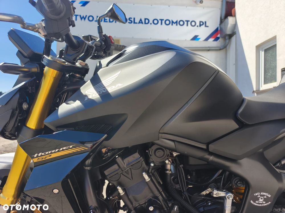 Honda CB - 10