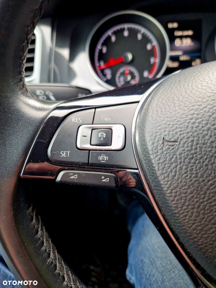 Volkswagen Golf 1.5 TSI BMT Comfortline - 16