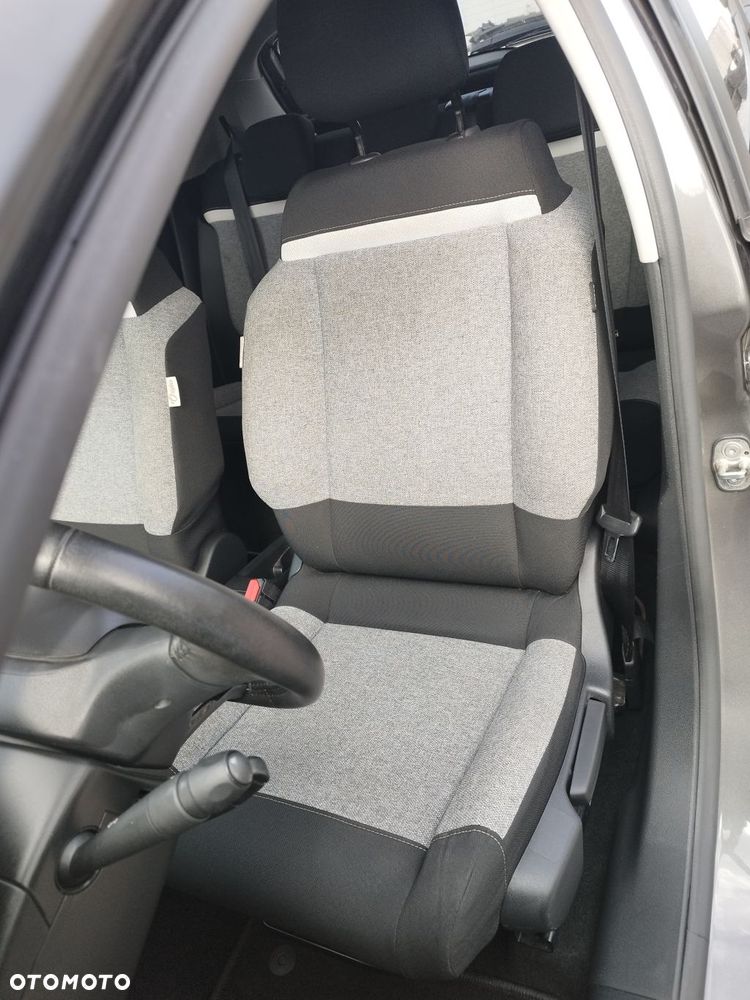 Citroën C3 1.2 PureTech Exclusive - 29