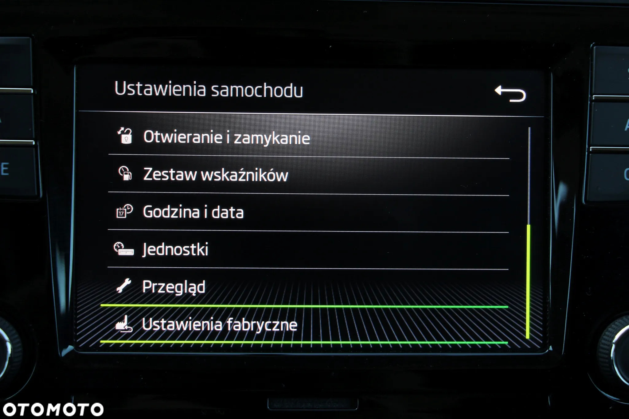 Skoda RAPID Spb 1.0 TSI Ambition - 37