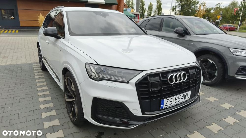 Audi Q7 - 10