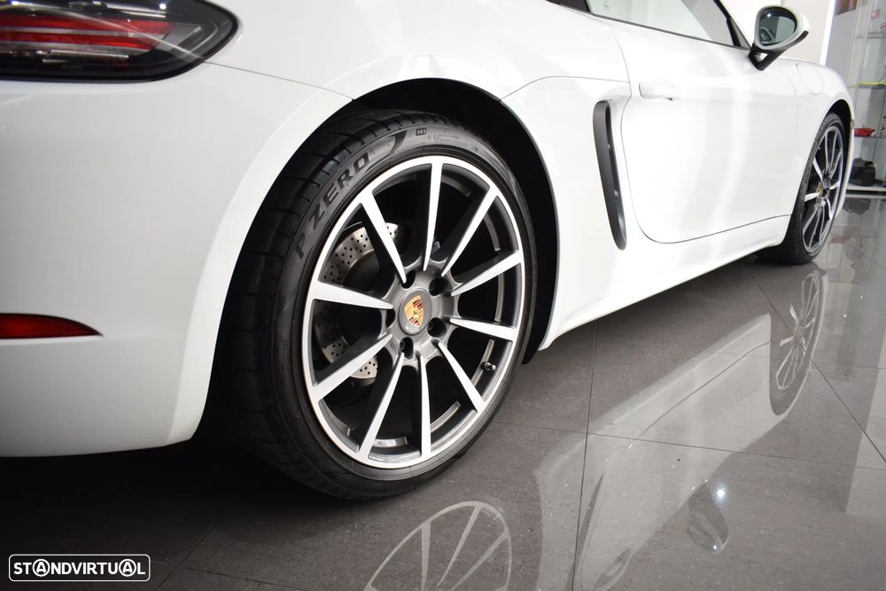 Porsche 718 Boxster 2.0 PDK - 11