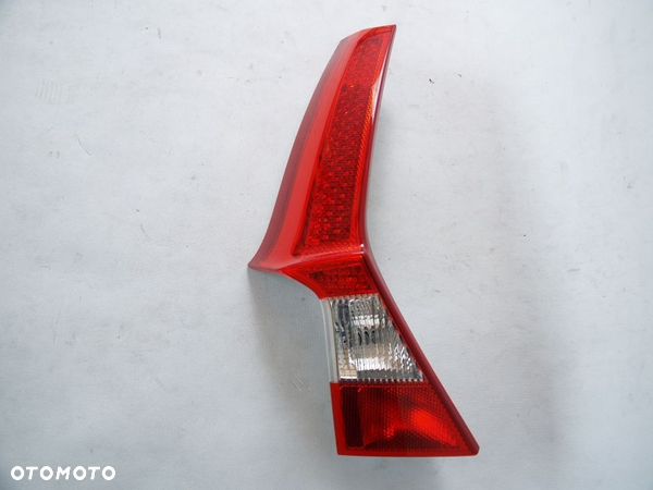 Volvo V70 Lampa lewa tylna lewy tyl v 70 07-13r