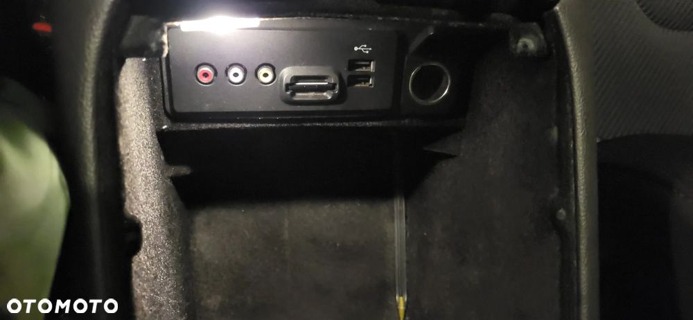 Ford Mondeo 2.0 TDCi Titanium - 27