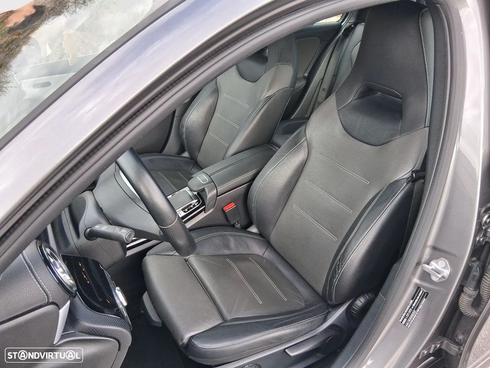 Mercedes-Benz A 200 AMG Line - 12