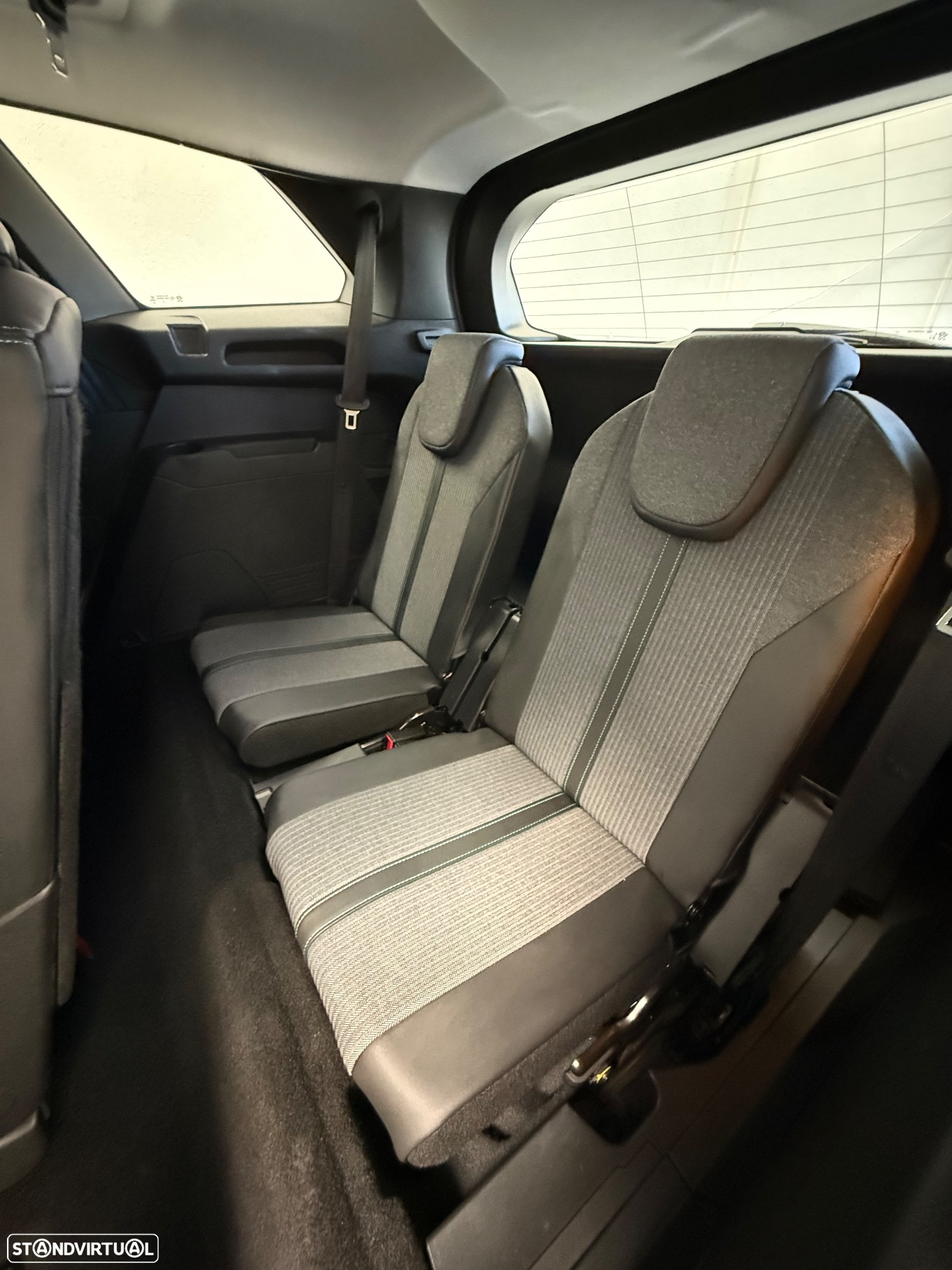 Peugeot 5008 1.5 BlueHDi Allure - 25