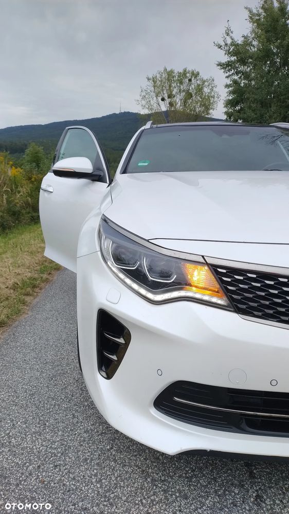 Kia Optima 2.0 T-GDI GT - 13