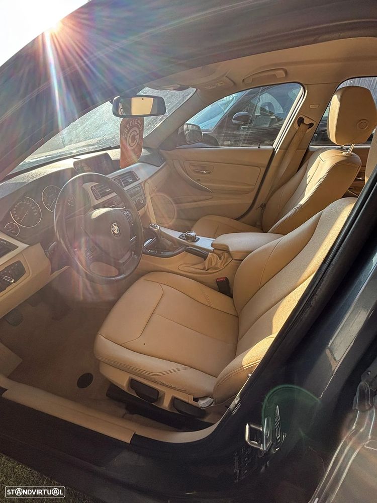 BMW 316 d Line Sport - 13