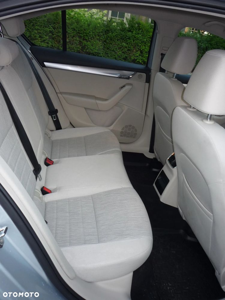 Skoda Octavia 2.0 TDI Elegance - 21