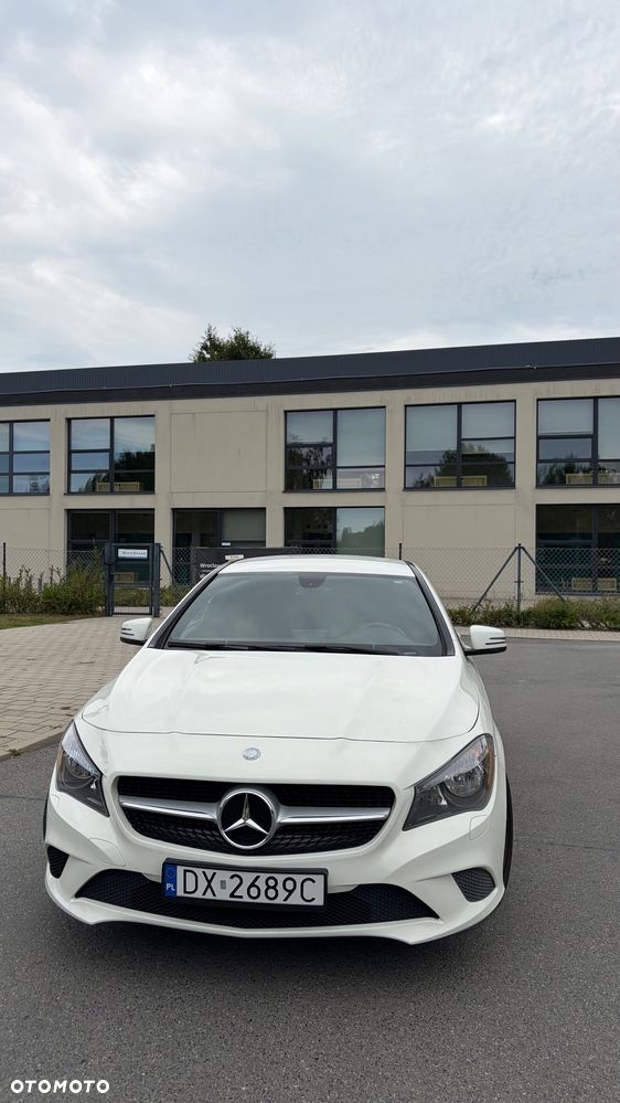 Mercedes-Benz CLA 250 4Matic 7G-DCT Sport - 3