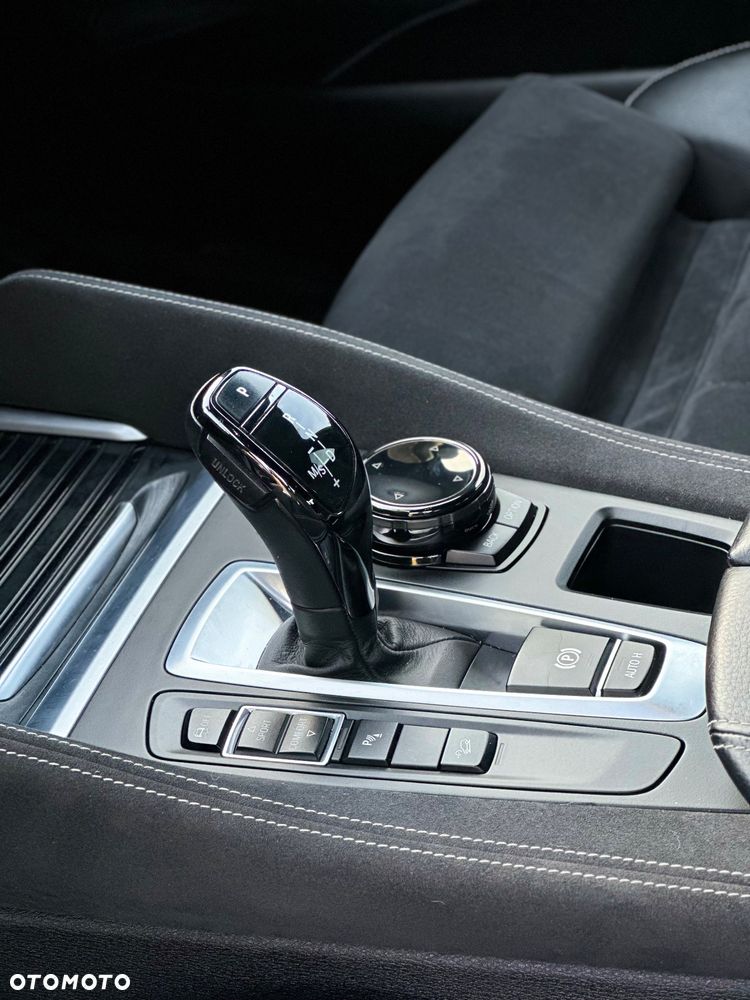 BMW X6 xDrive30d - 25