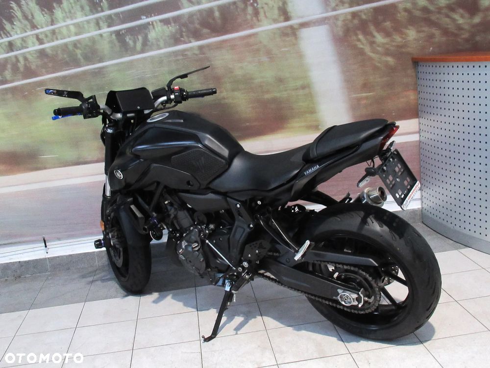 Yamaha MT - 4