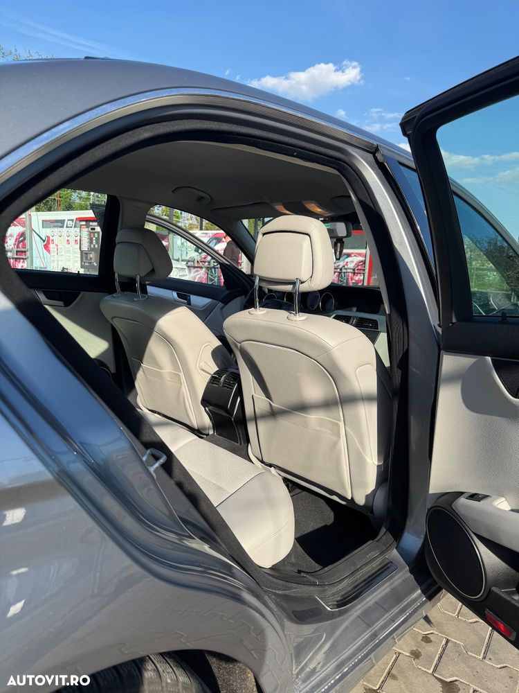 Mercedes-Benz C - 20