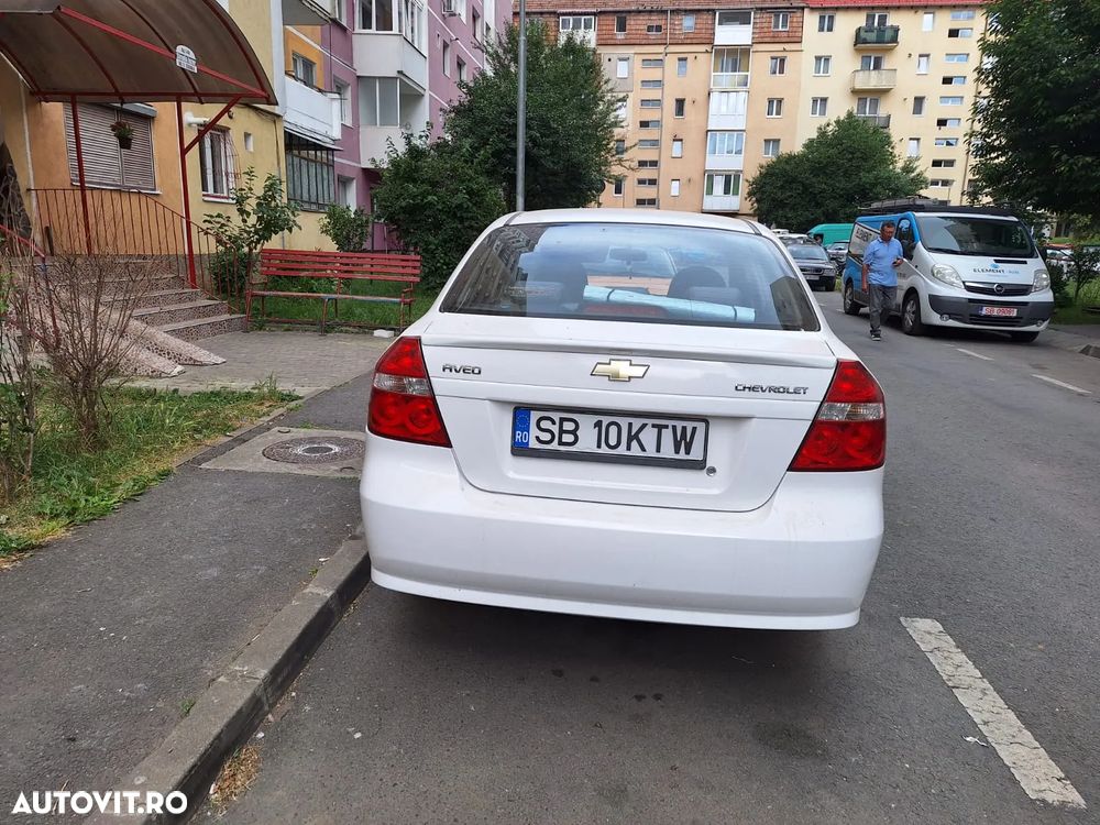 Chevrolet Aveo - 2