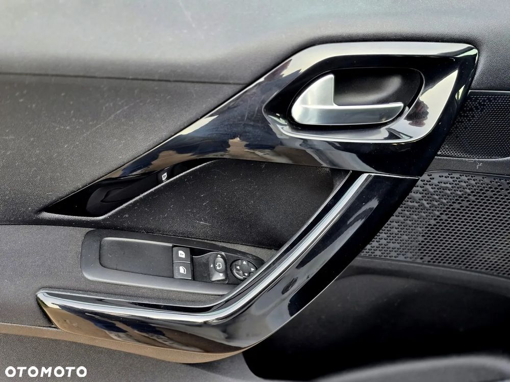 Peugeot 208 PureTech 82 Start & Stop Style - 23