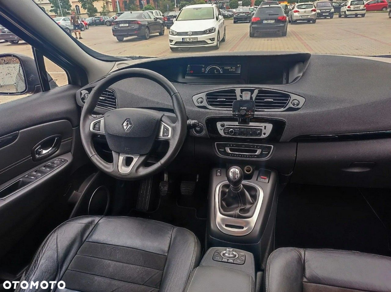 Renault Grand Scenic - 9