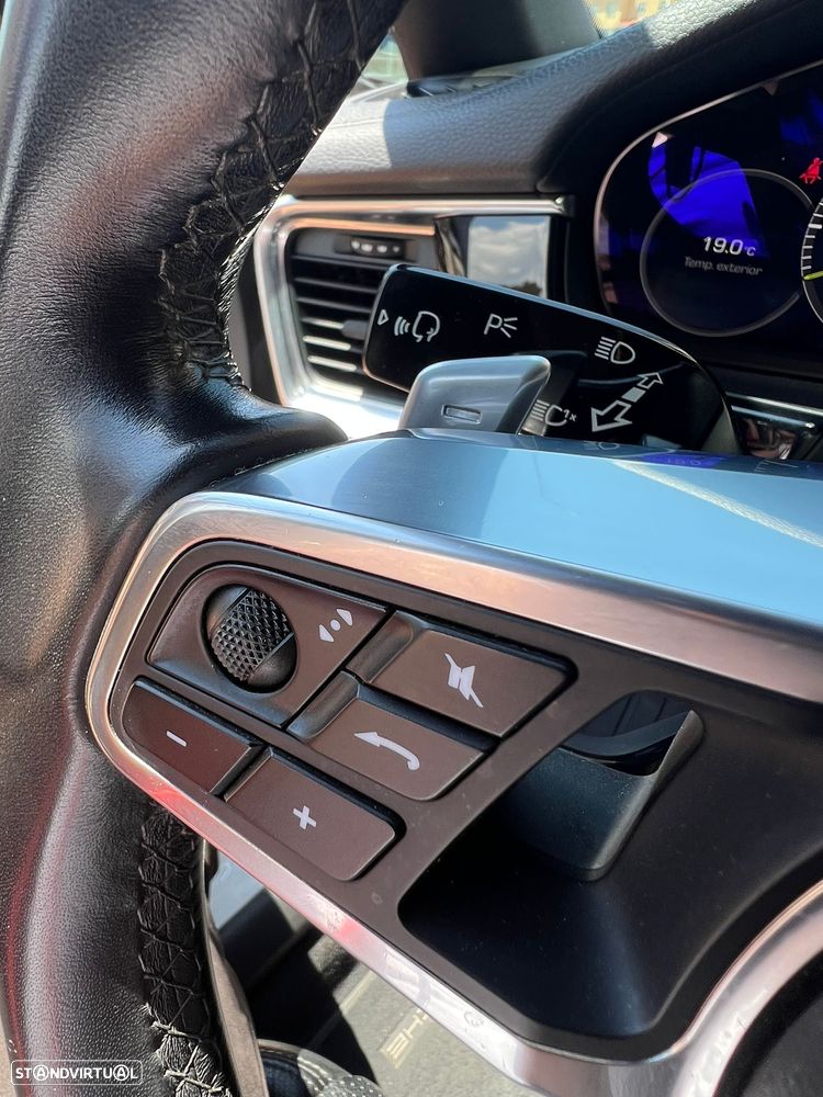 Porsche Panamera Sport Turismo 4 E-Hybrid - 11