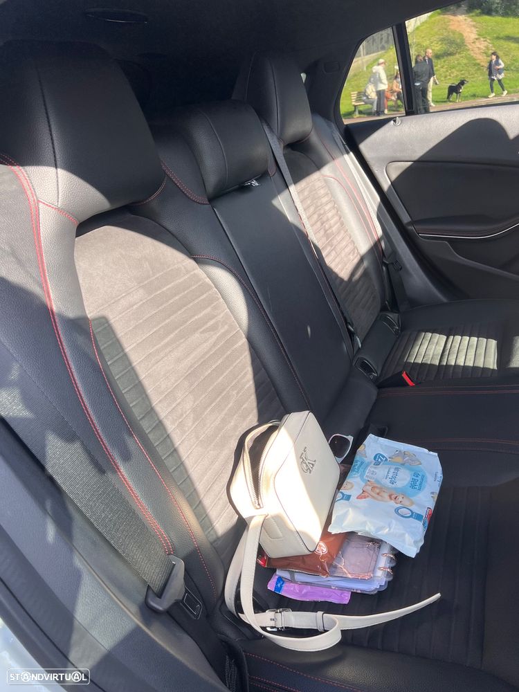 Mercedes-Benz CLA 220 d Shooting Brake AMG Line Aut. - 38