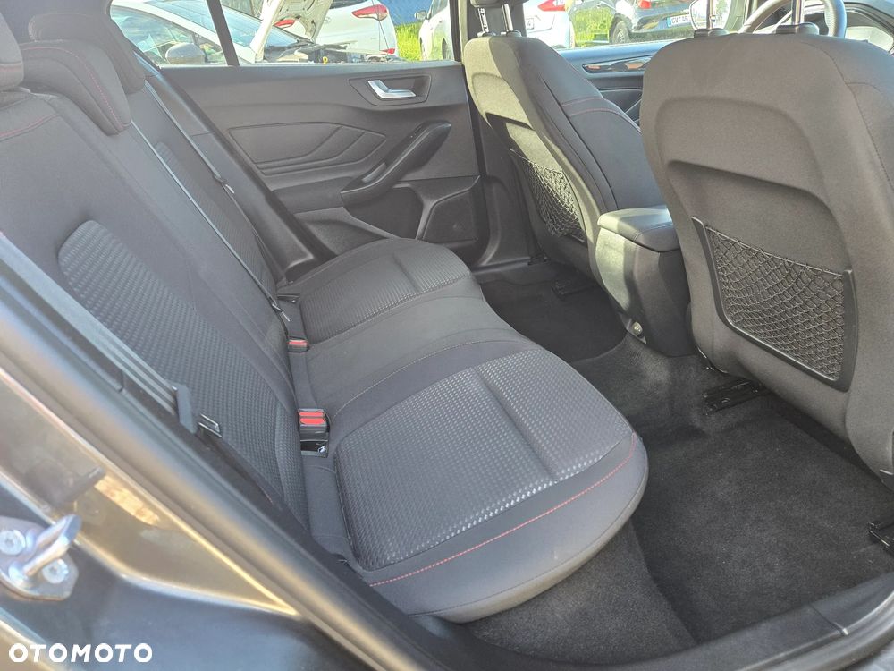 Ford Focus 1.5 EcoBlue Start-Stopp-System ST-LINE VIGNALE - 21