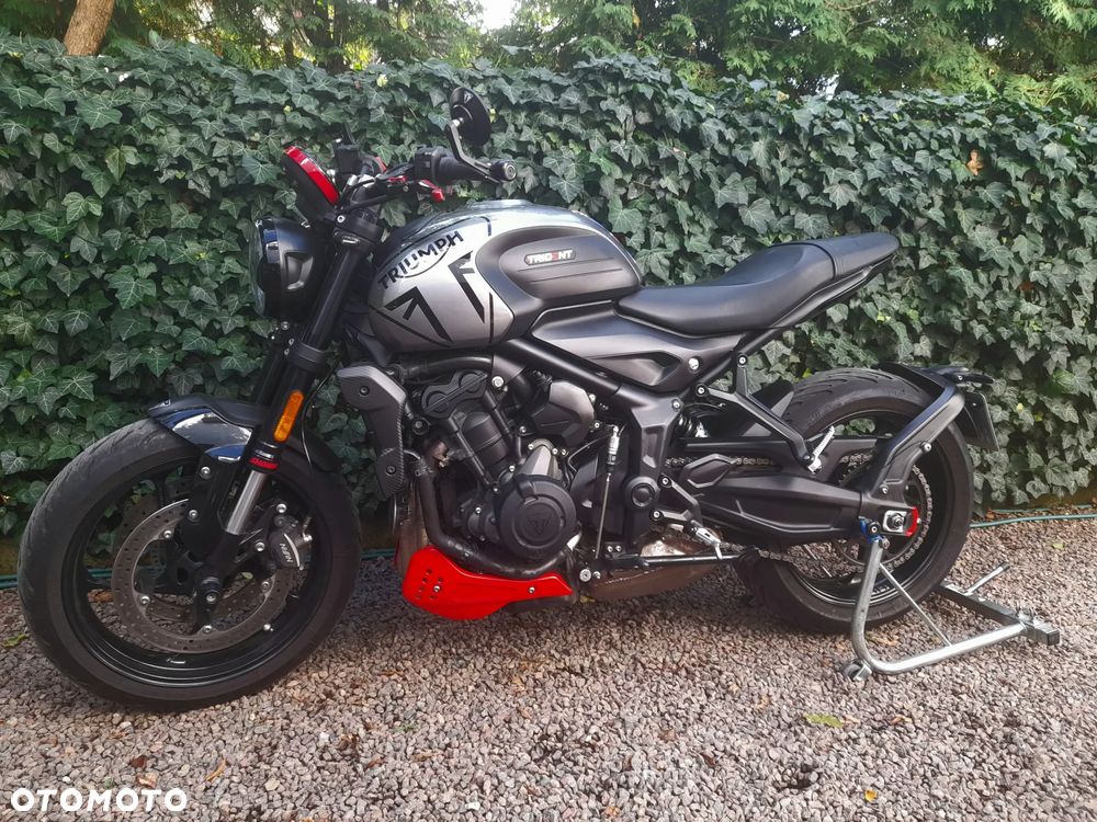 Triumph Trident - 2