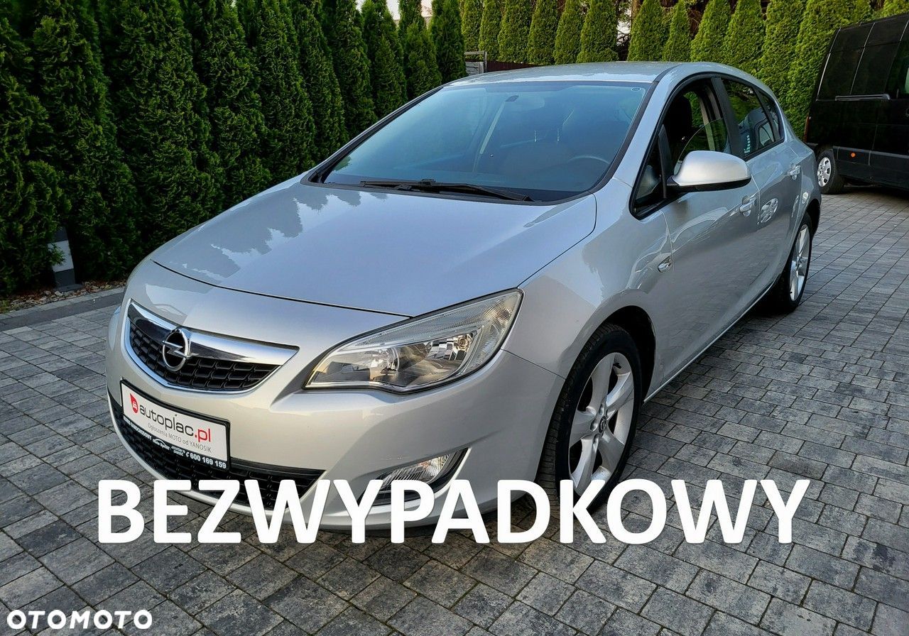 Opel Astra - 1