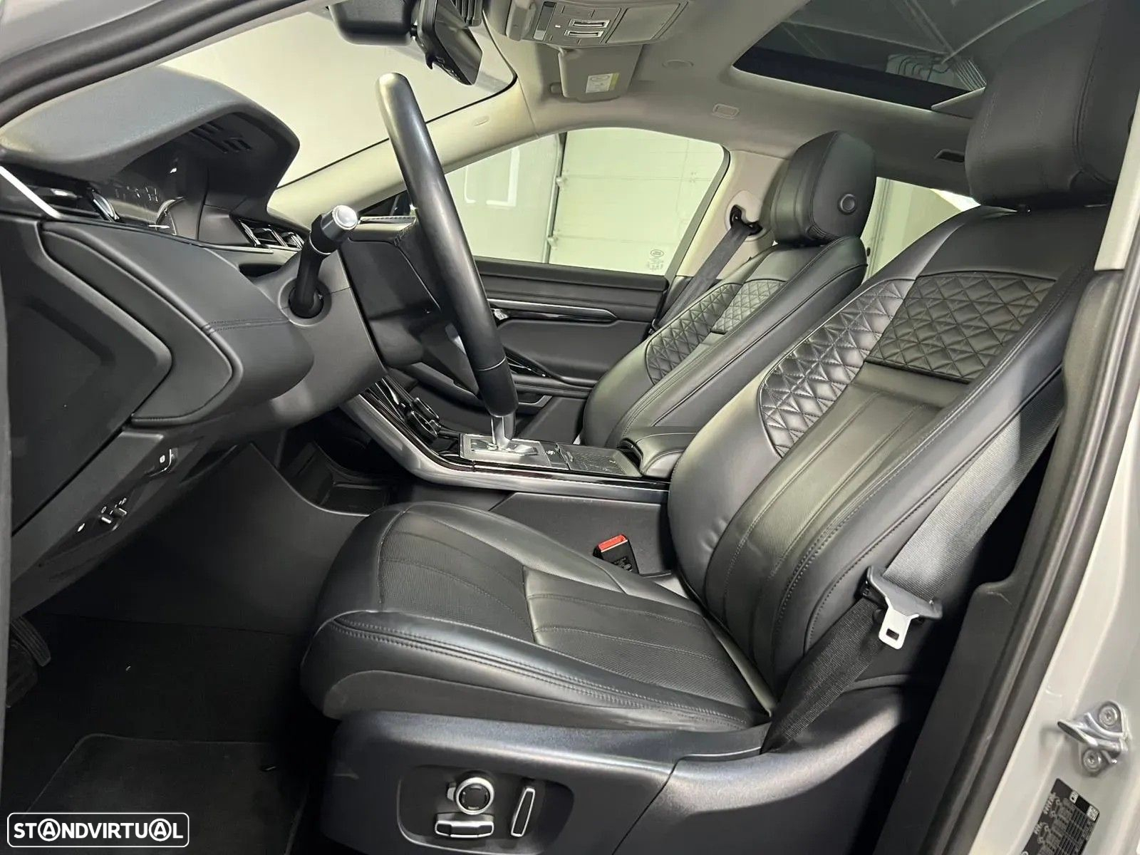 Land Rover Range Rover Evoque 1.5 P300e AWD R-Dynamic Auto - 5