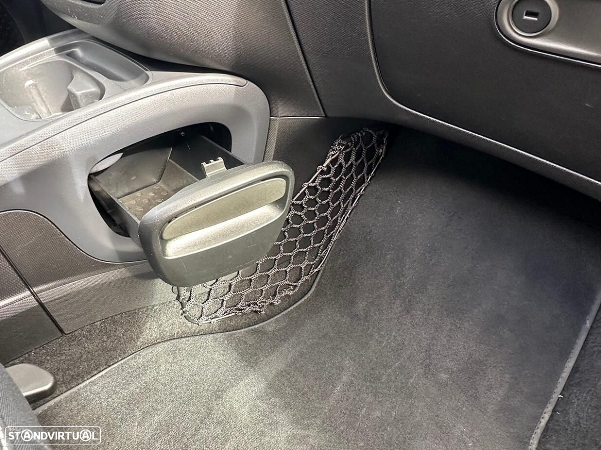 Smart ForFour EQ - 32