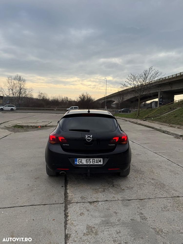 Opel Astra 1.4 Turbo Design Edition - 5