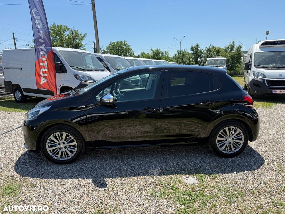 Peugeot 208 82 PureTech Style - 8