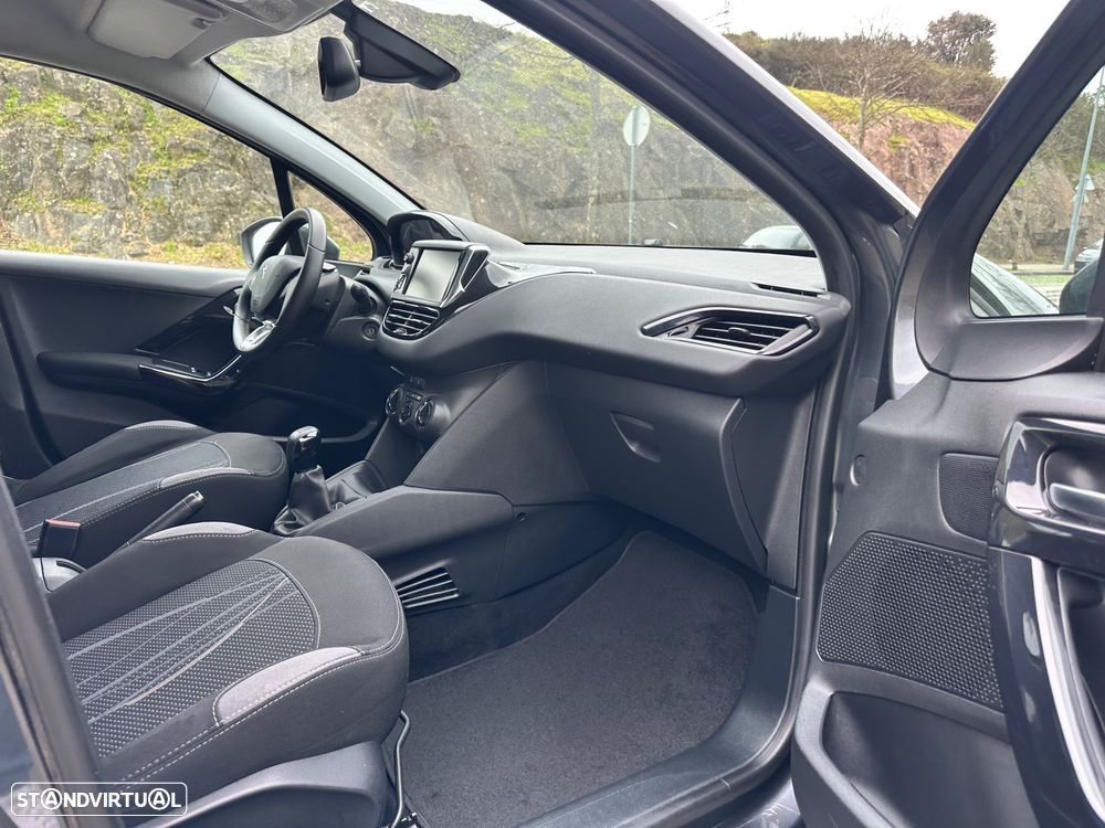 Peugeot 208 1.4 HDi Active - 32