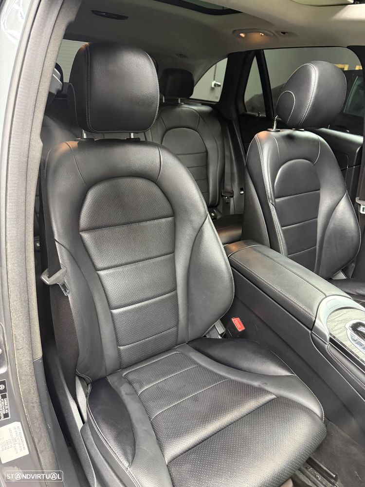 Mercedes-Benz GLC 220 d 4Matic 9G-TRONIC AMG Line - 21