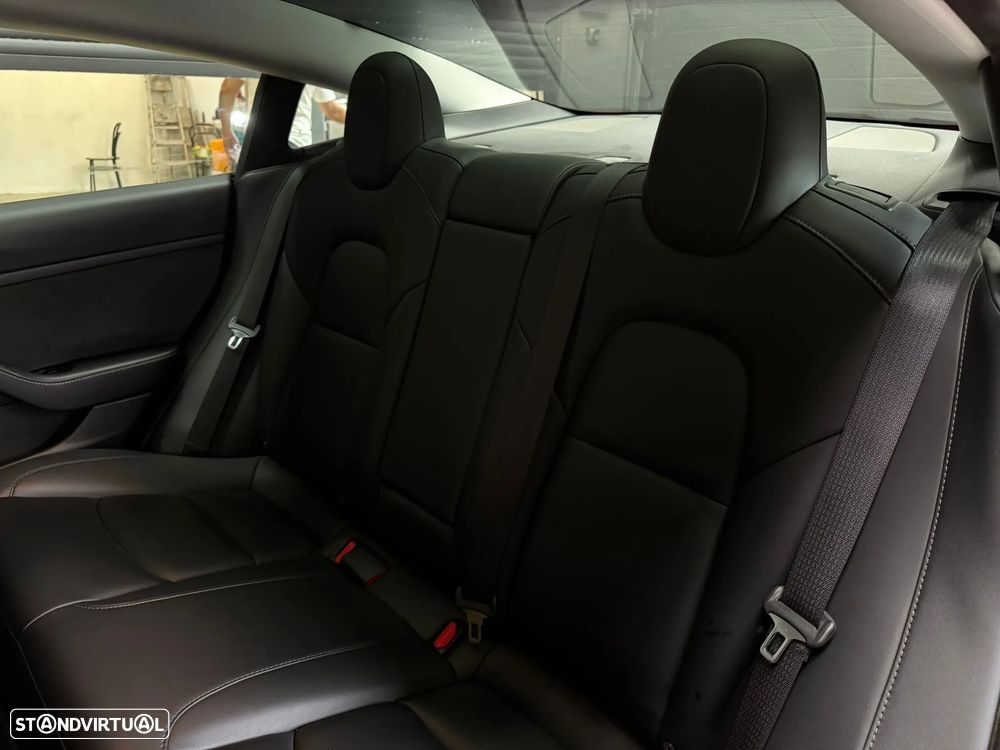 Tesla Model 3 Long-Range Dual Motor AWD - 22