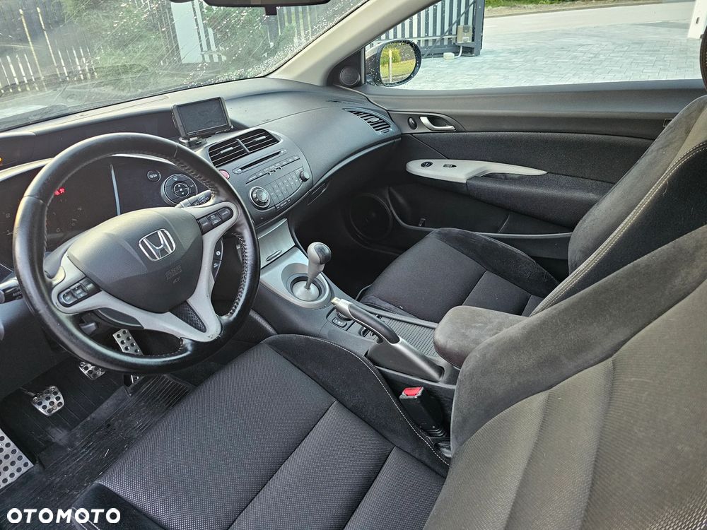 Honda Civic 2.2i-CTDi TypeS - 7