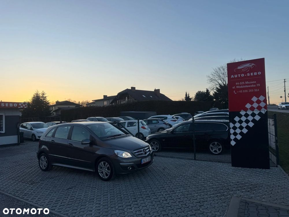 Mercedes-Benz Klasa B 200 Autotronic Grand Edition - 14